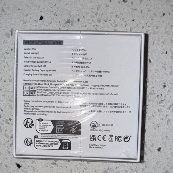 Earbuds 🖤 - Picture 2 of 3